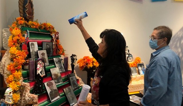 Flagstaff Nuestras Raíces celebrating Día de los Muertos with a variety of virtual events